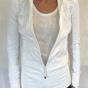 White fitted Lululemon Athletica hooded jacket